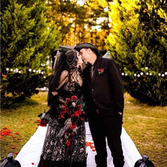 Meet your Posher, Kristina - Picture 2 of 5